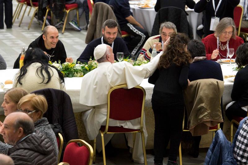 Pranco con i poveri