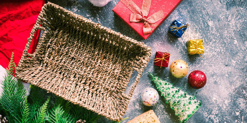 CHRISTMAS,EMPTY BASKET, DECOR