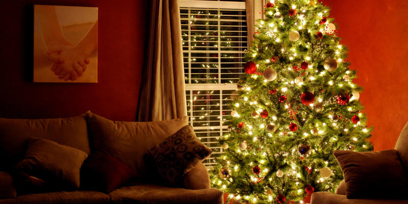 CHRISTMAS TREE