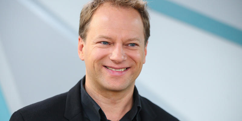 MACIEJ STUHR