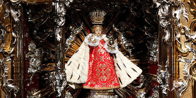 HOLY,INFANT,PRAGUE,CHILD,JESUS,STATUE