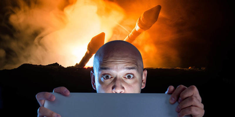 web3-missile-porn-laptop-explosion-shutterstock-marcos-mesa-sam-wordley-ilkin-zeferli-ai