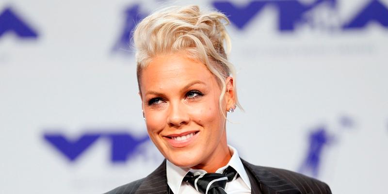 SINGER PINK