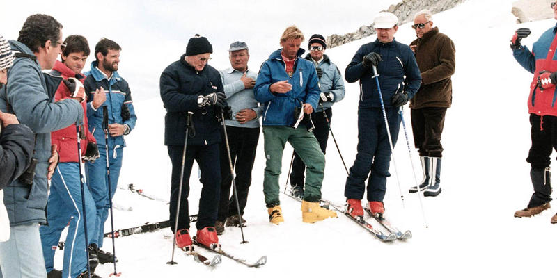 POPE JOHN PAUL II,SKIING
