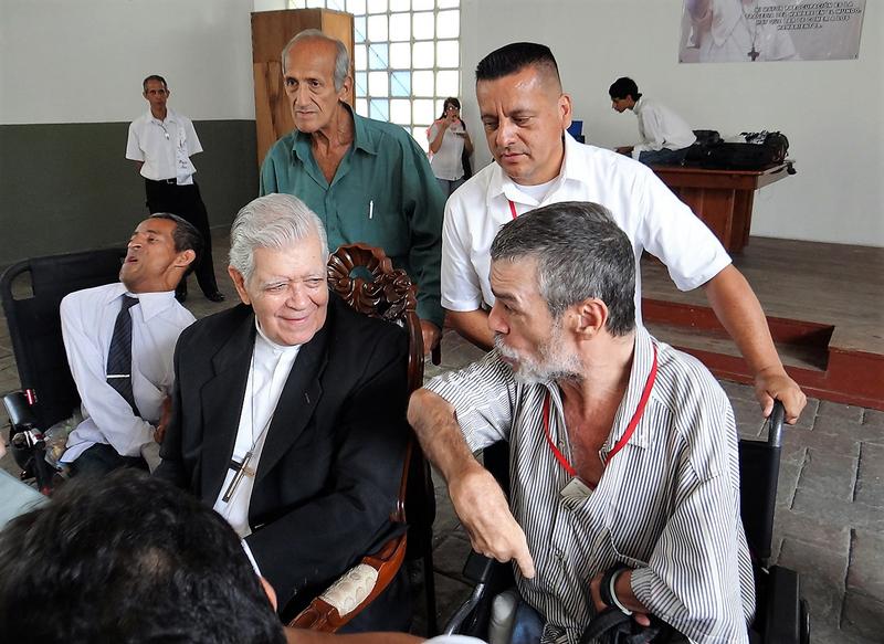 6 El Cardenal Urosa Savino durante la Jornada de Misericordia e la parroquia Ntra Sra de la Paz en Montalbán el 10JUL2016 @GuardianCatolic (35)