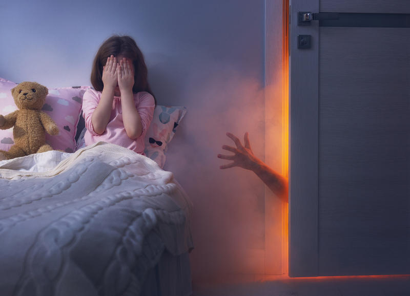 CHILD HAVING NIGHTMARE