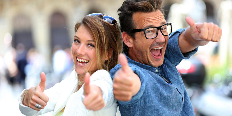 HAPPY,PEOPLE,THUMBS UP