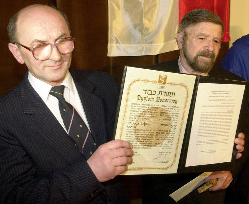 JAN GORAL AND SHEVAH WEISS