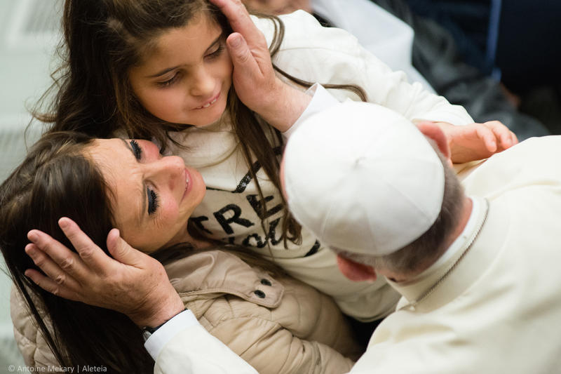 OPE FRANCIS,MOTHER,DAUGHTER