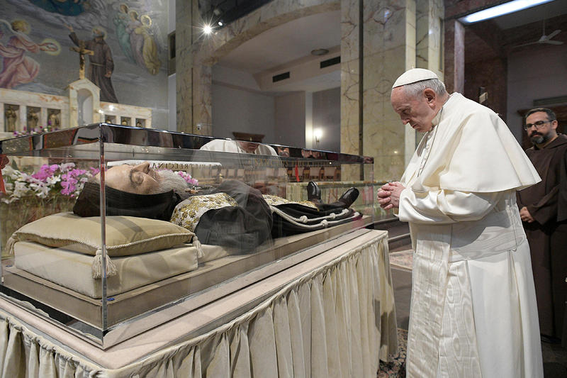 POPE FRANCIS PIETRELCINA