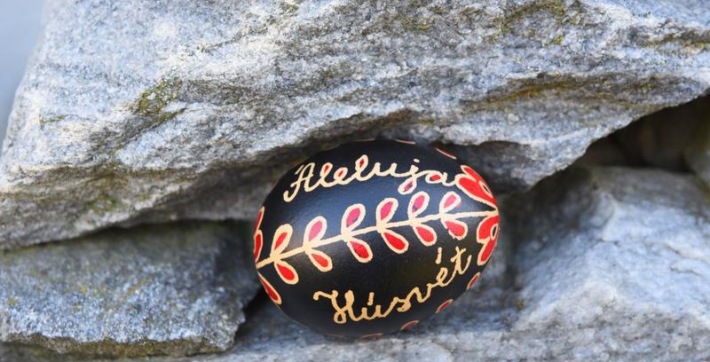 EASTER EGG