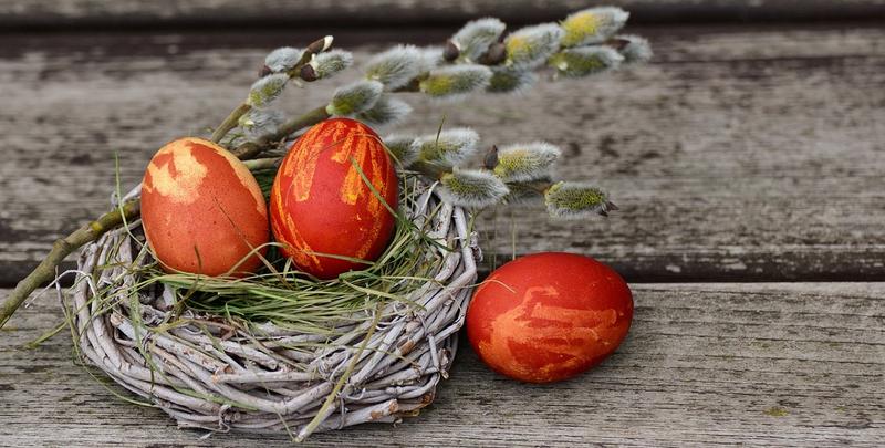 EASTER EGGS