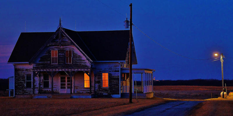HOUSE AT NIGHT