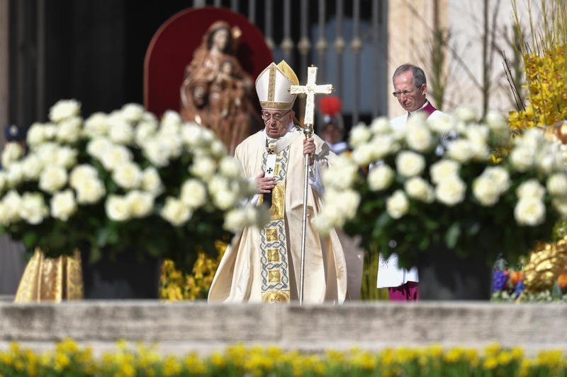 VATICAN-POPE-MASS-EASTER