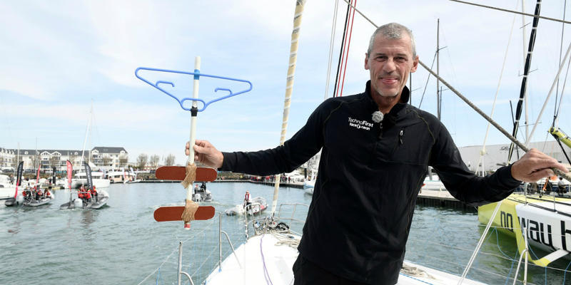 Sébastien Destremau avec la clé des océans