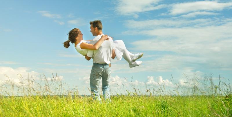 COUPLE IN LOVE