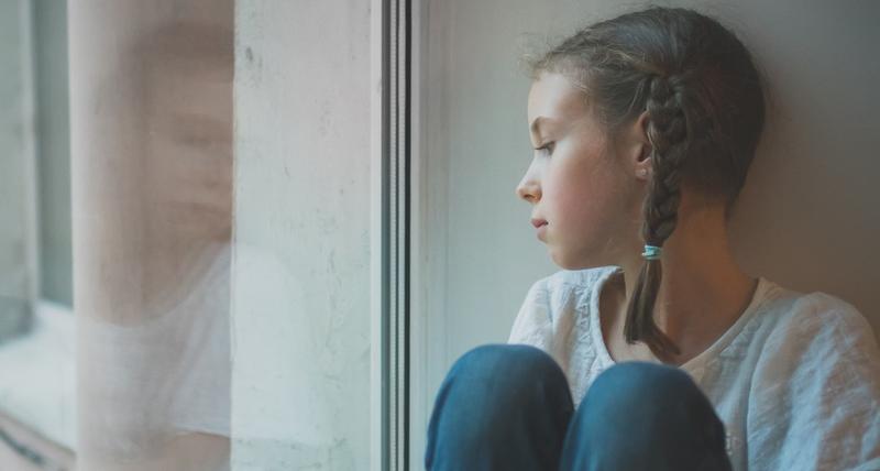SAD GIRL LOOKING