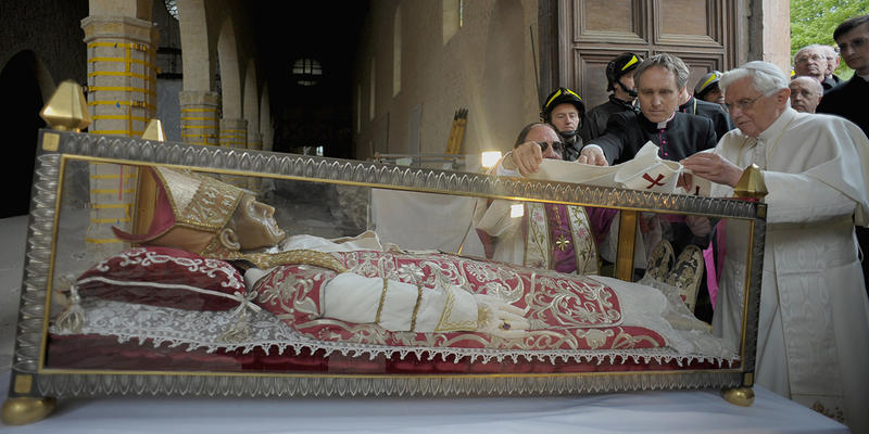 POPE BENEDICT XVI COLLEMAGGIO