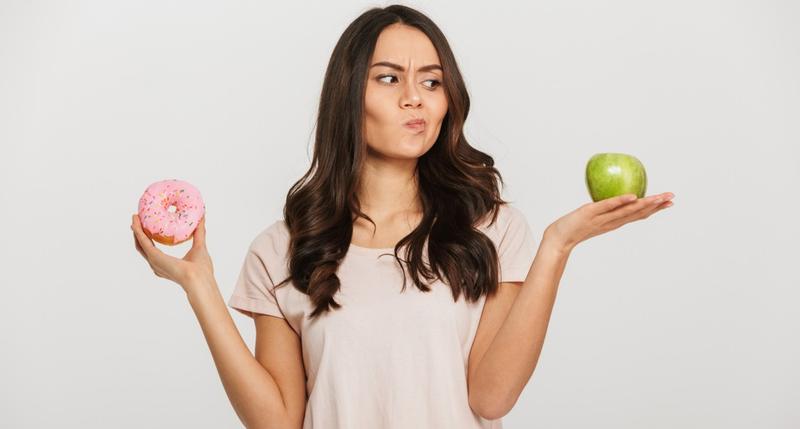 WOMAN AND FOOD