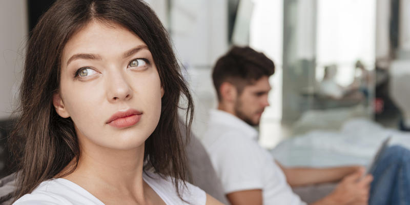 YOUNG,WOMAN,ARGUMENT