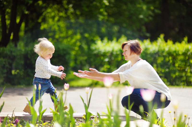 MADRE, FIGLIO, ABBRACCIO
