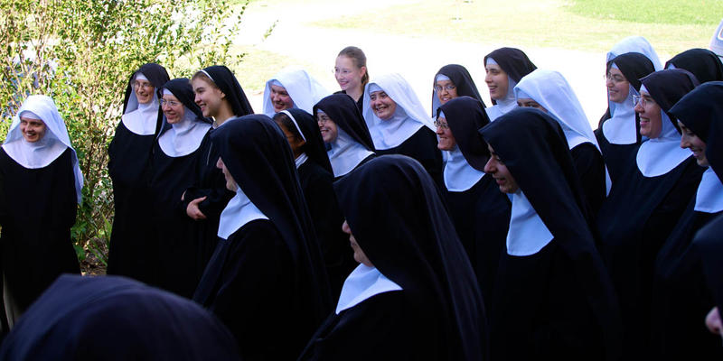 NUNS