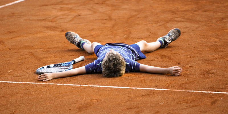 CHILD TENNIS