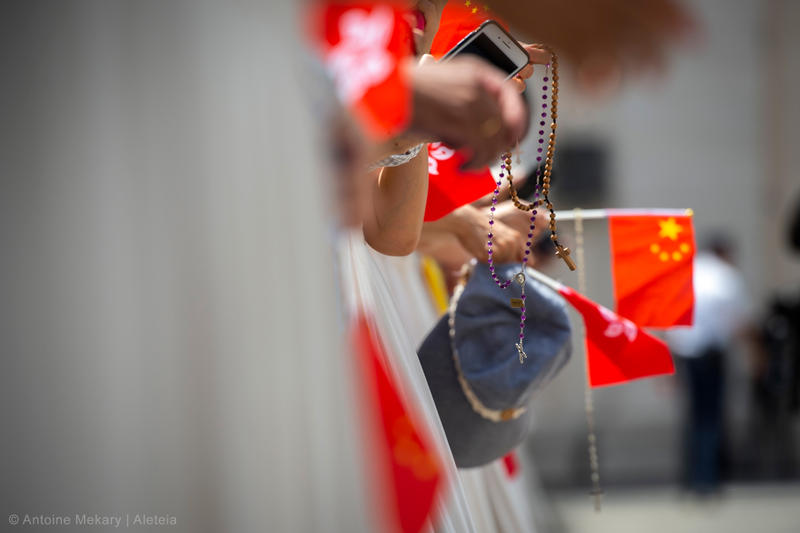 ROSARY,CHINA,POPE FRANCIS