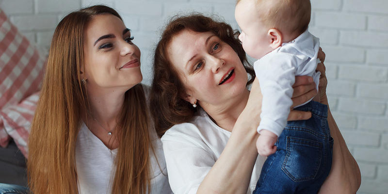 MAMA, BABCIA, DZIECKO