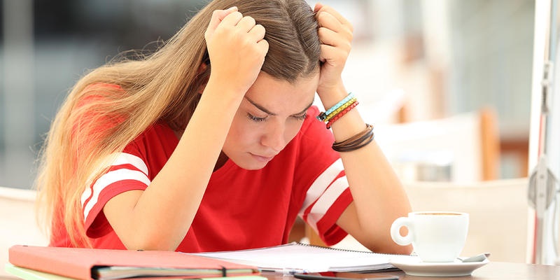 STUDENT GIRL