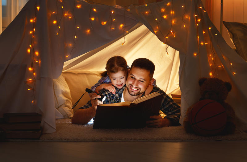 READING,FAMILY