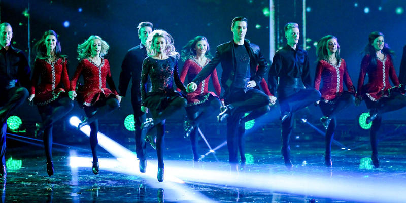 RIVERDANCE TROUPE