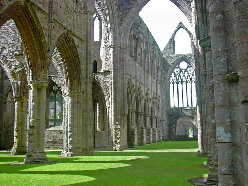 TINTERN ABBEY