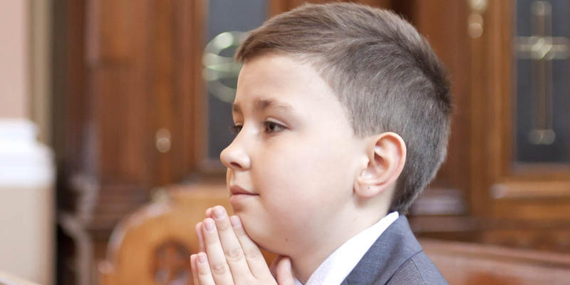 YOUNG BOY,PRAYING