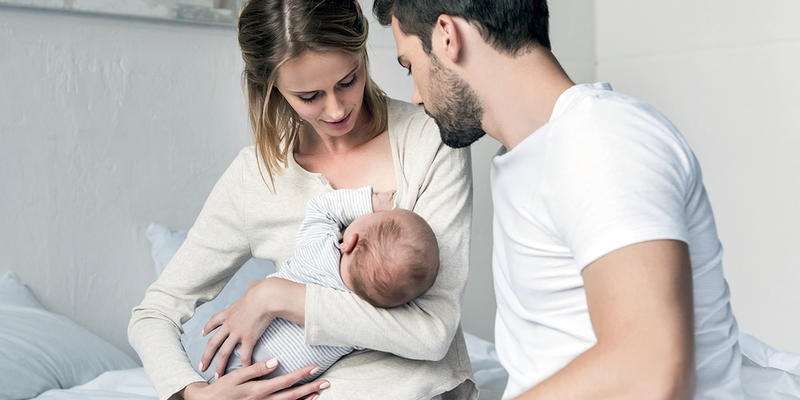 BREASTFEEDING MOTHER