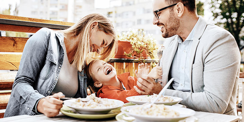 FAMILY DINNER
