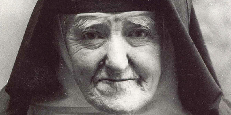 LEONIE MARTIN