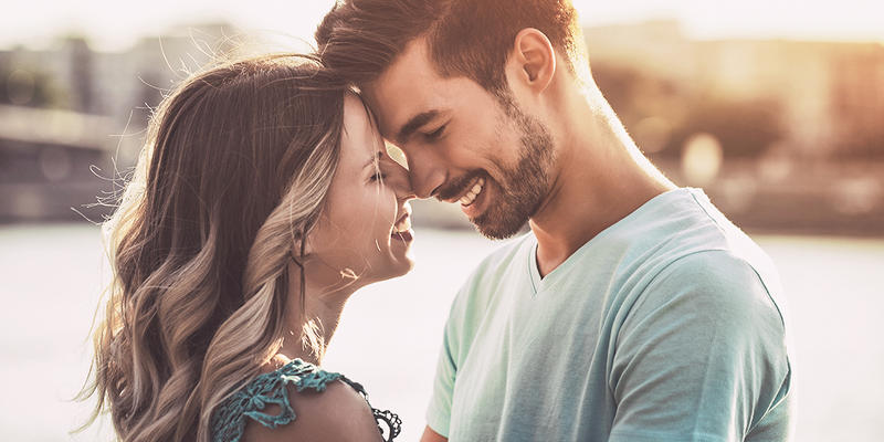 LOVING COUPLE