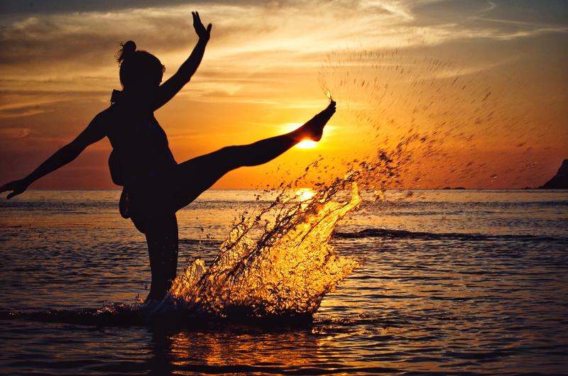 backlit-beach-beautiful-227674