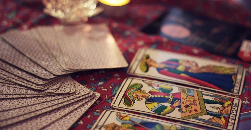 DIVINATION