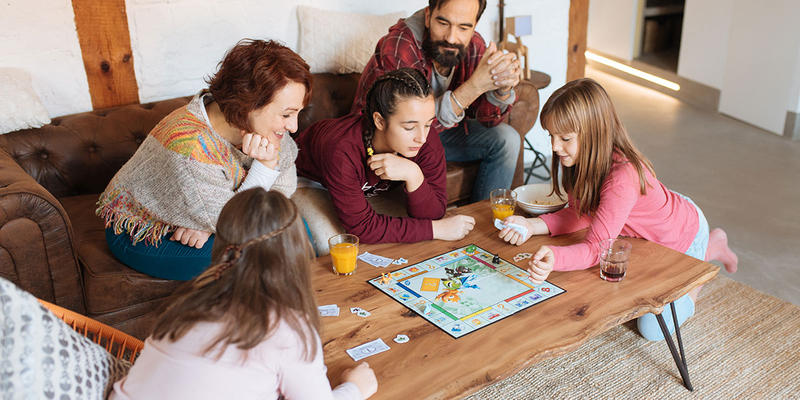 FAMILY GAMES