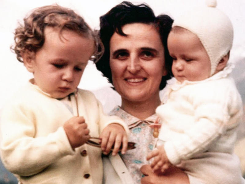 GIANNA BERETTA MOLLA