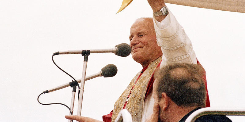SŁYNNE GESTY JANA PAWŁA II