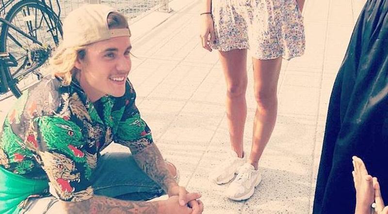 JUSTIN BIEBER
