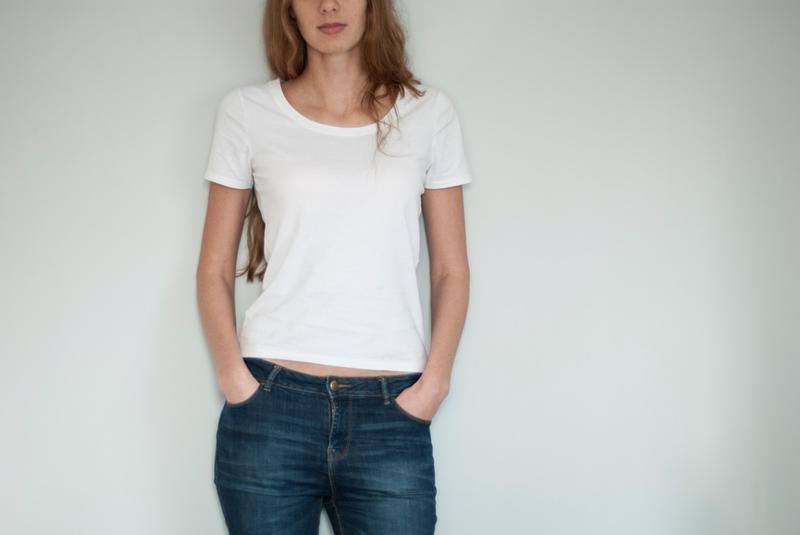 WOMAN FASHION