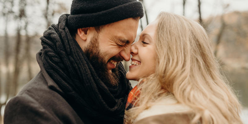COUPLE,RELATIONSHIP