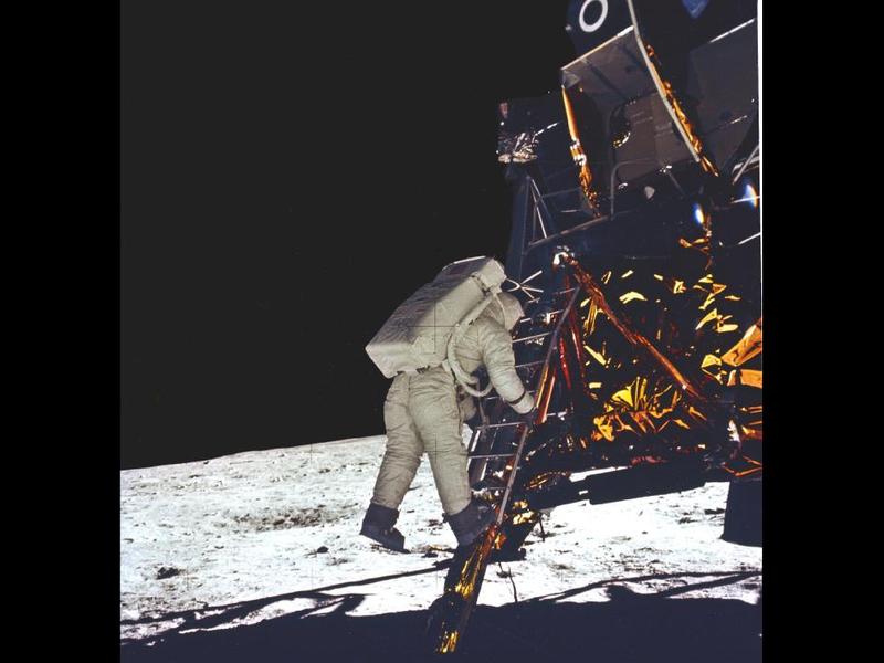 MOON,LANDING
