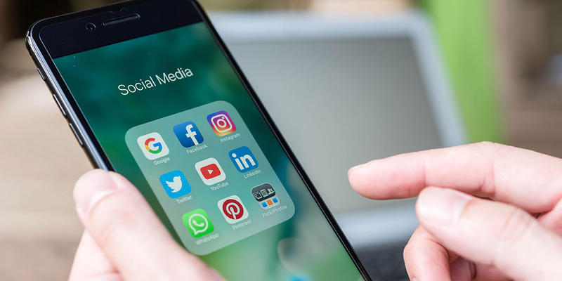 SOCIAL MEDIA