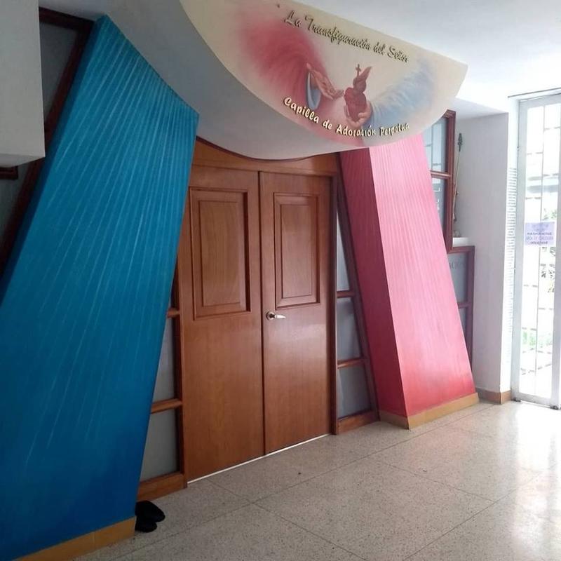 Milagro eucarístico en Venezuela – Fotos Faceboo Padre Ender Moissant (7)