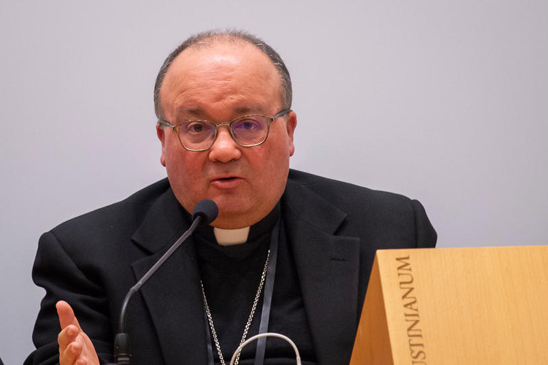 AM022019B - S.E. MONS. CHARLES. J. SCICLUNA - AUGUSTINIANUM BREEFING VATICAN SEX ABUSE - Antoine Mekary - ALETEIA - I.Media AM_5068 - Aleteia.org - Italiano VATICAN SEX ABUSE